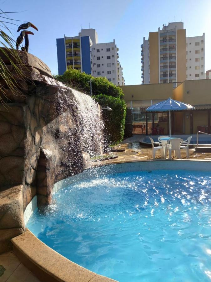 Flat Com Parque Aquatico Aparthotel Caldas Novas Bagian luar foto