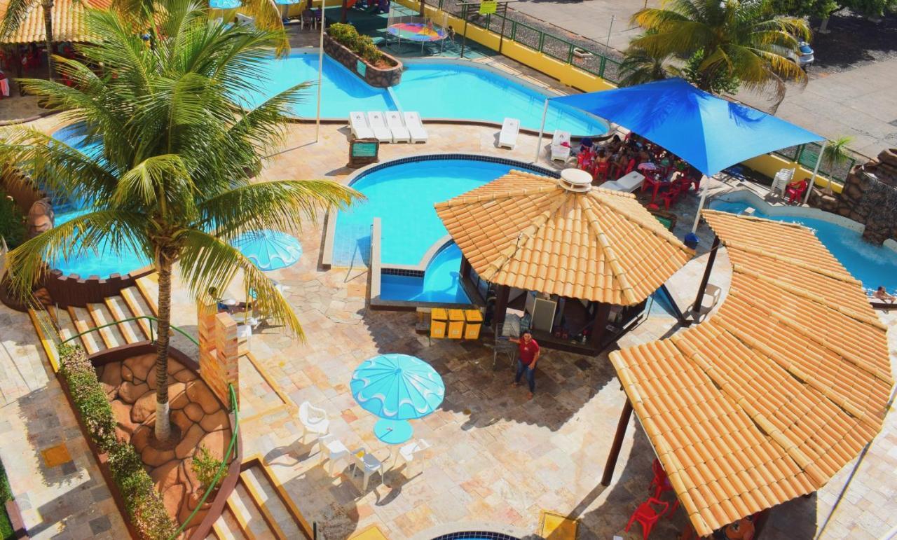 Flat Com Parque Aquatico Aparthotel Caldas Novas Bagian luar foto